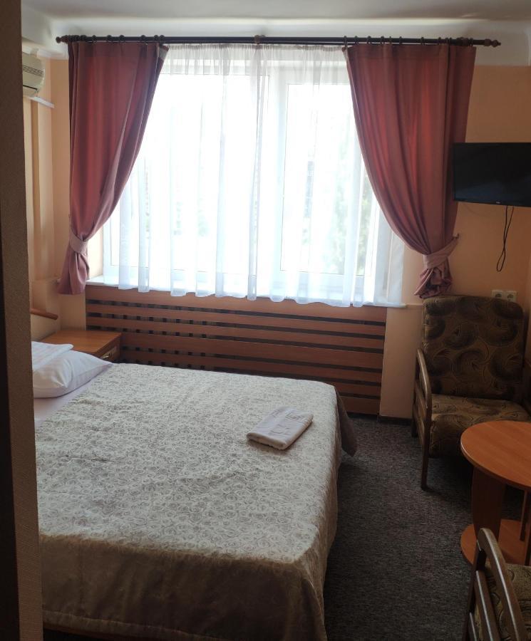 Druzhba Service Hotel เคียฟ ภายนอก รูปภาพ